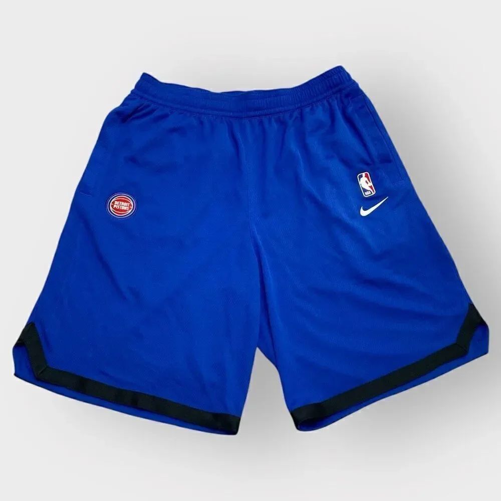Nike Dri-Fit Detroit Pistons Basketball Shorts AV1804-495 Mens size Large New